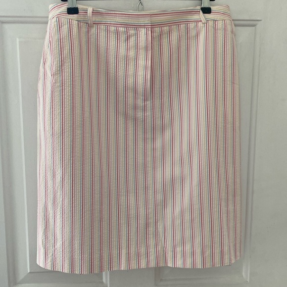 Brooks Brothers Seersucker Pastel Stripe Skirt. Size 12 - Picture 2 of 9